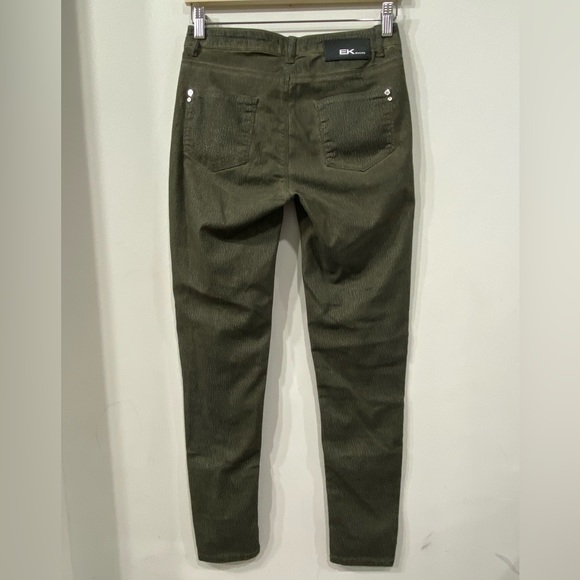 Eva Kayan Skinny Jeans in Army Green Reptile Print size 6 - Picture 8 of 13